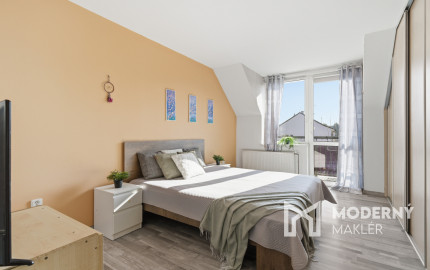 Na predaj 4-izbový mezonetový byt s 2 balkónmi v centre mesta Malacky