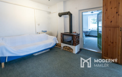 Na predaj rodinný dom s rozľahlým pozemkom v obci Blahová