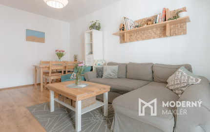 Na prenájom kompletne zariadený 2-izbový byt v centre Martina