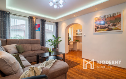 Na predaj zariadený dvojpodlažný rodinný dom kúsok od Serede