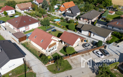 Na predaj zariadený dvojpodlažný rodinný dom kúsok od Serede