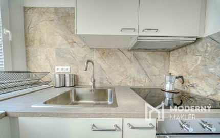 Na prenájom kompletne zariadený 2-izbový byt v Petržalke