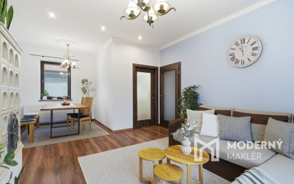 Na predaj rodinný dom s veľkorysým pozemkom v obci Kyselica