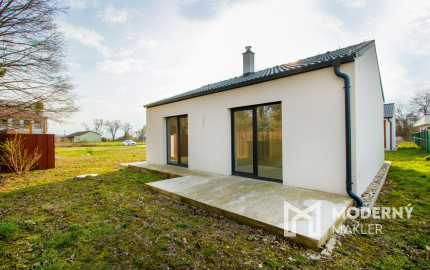 Na predaj rekreačnú chatu s pozemkom v obci Blahová-Madarász