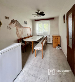 VIDEO, ZNÍŽENÁ CENA 10-izbový rodinný dom, ÚP 340m2, pozemok 638m2