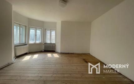 Exklzívne na predaj veľký 7 izb. RD- Partizánske / Veľké Bielice