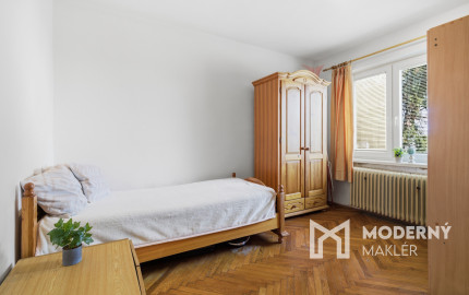 Na predaj rodinný dom s investičným potenciálom v Šuranoch