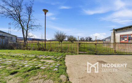 Na predaj rodinný dom s investičným potenciálom v Šuranoch