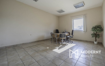 Na predaj výrobná hala s administratívnou časťou pri Lučenci