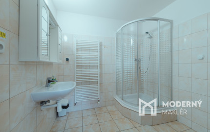 Na predaj rekreačný rezort v chránenej oblasti Bielych Karpát