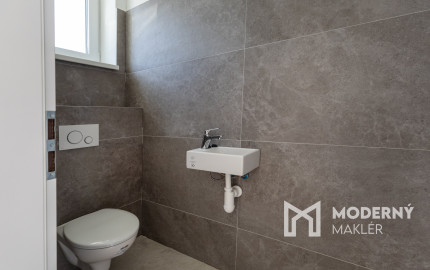 Na predaj 4 izbová bytová jednotka v dvojdome v Lehniciach