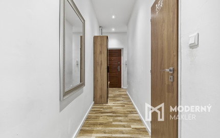 Na predaj 3-izbový byt s 2 balkónmi a 2 parkingami, Ružinov