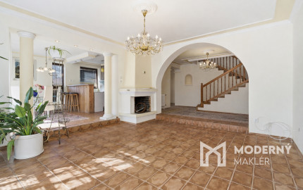 Na predaj 5-izbový rodinný dom v Hamuliakove