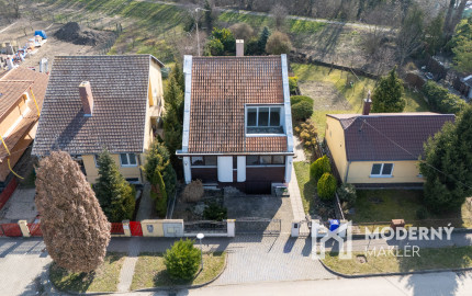 Na predaj 5-izbový rodinný dom v Hamuliakove