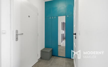 Na predaj 2-izbový byt v Karlovej Vsi