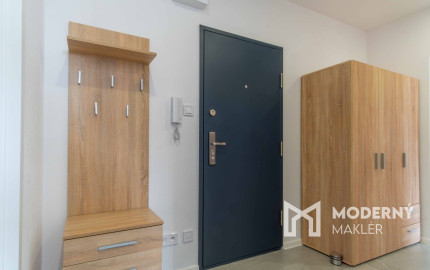 Na prenájom výnimočný 2-izbový byt v Poprade