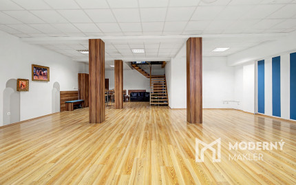 Na predaj polyfunkčný objekt s investičným potenciálom v centre Ružomberka