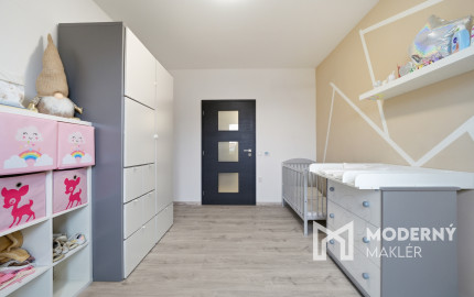 Na predaj rodinný dom s krásnou záhradou v obci Hrubý Šúr