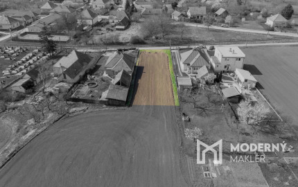 Na predaj pozemok v intraviláne obce Malé Zálužie
