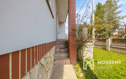 Na predaj viacgeneračný rodinný dom s potenciálom v Stropkove