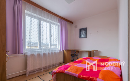 Na predaj viacgeneračný rodinný dom s potenciálom v Stropkove