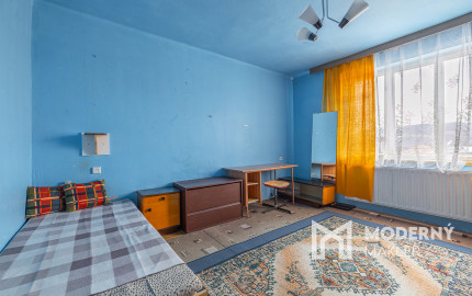 Na predaj viacgeneračný rodinný dom s potenciálom v Stropkove