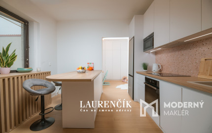 NA PREDAJ | RODINNÝ DOM V ŠIRŠOM CENTRE TRENČÍNA