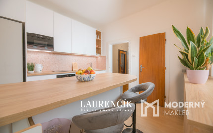 NA PREDAJ | RODINNÝ DOM V ŠIRŠOM CENTRE TRENČÍNA