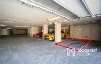 Na predaj reprezentatívny 6-izbový byt s garážou s výhľadom na Rakúsko