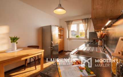 NA PREDAJ | 2 - IZBOVÝ BYT V TRENČÍNE  STROJÁRENSKÁ ULICA