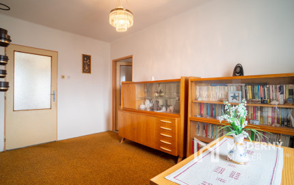 Na predaj samostatne stojaci rodinný dom v obci Veľké Leváre