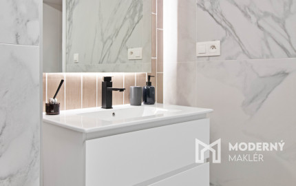 Na predaj kompletne zrekonštruovaný rodinný dom v Banskej Bystrici