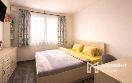 Na predaj zariadený 3-izbový byt s parkingom v Liptovskom Mikuláši