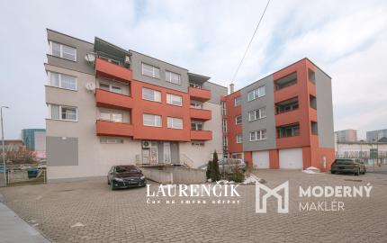 NA PRENÁJOM | 2 - IZBOVÝ BYT S PARKOVACÍM MIESTOM V TRENČÍNE