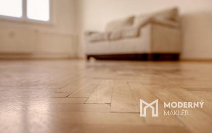 Na predaj 3-izbový byt s veľkou loggiou v Martin-Sever