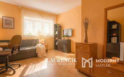 NA PREDAJ | 3-IZBOVÝ BYT SO SÚKROMNOU TERASOU S VÝHĽADOM NA HRAD  + GARSÓNKA V CENE