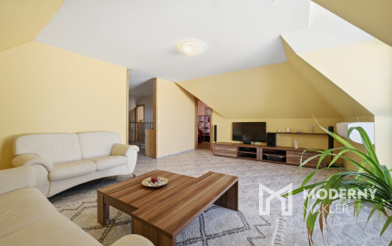 Na predaj samostatne stojaci 7-izbový rodinný dom v obci Jablonové