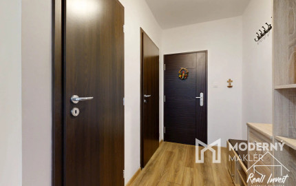 Predaj 3-izbového bytu s loggiou v Petržalke