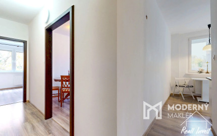 Predaj 3-izbového bytu s loggiou v Petržalke