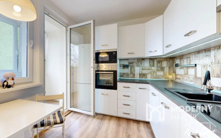 Predaj 3-izbového bytu s loggiou v Petržalke