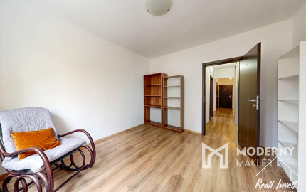 Predaj 3-izbového bytu s loggiou v Petržalke