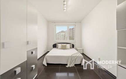 Na prenájom 3-izbový byt s loggiou v Ružinove