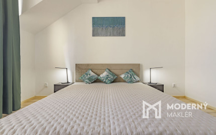 Na prenájom 2-izbový podkrovný byt s výhľadom v Prešove