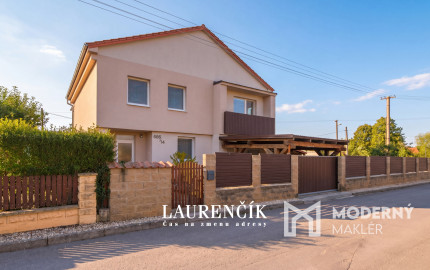 NA PREDAJ | DVOJGENERAČNÝ RODINNÝ DOM NITRIANSKE PRAVNO