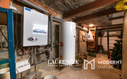 NA PREDAJ | DVOJGENERAČNÝ RODINNÝ DOM NITRIANSKE PRAVNO