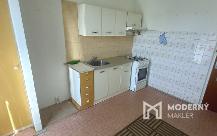 EXKLUZÍVNE NA PREDAJ | 2-izbový byt s loggiou | Spišská Nová Ves – E. M. Šoltésovej