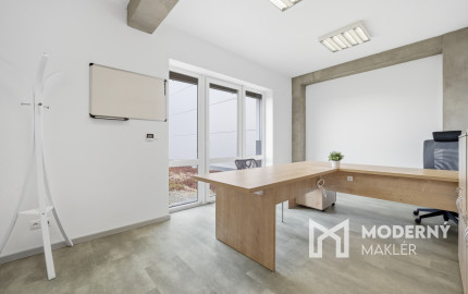 Na prenájom dve kancelárie na Zavarskej ulici v Trnave