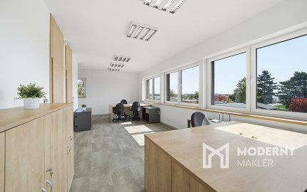 Na prenájom dve kancelárie na Zavarskej ulici v Trnave