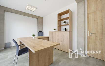 Na prenájom dve kancelárie na Zavarskej ulici v Trnave