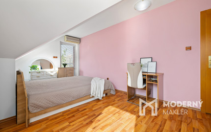 Na predaj 6-izbový rodinný dom s krásnou záhradou v Šamoríne